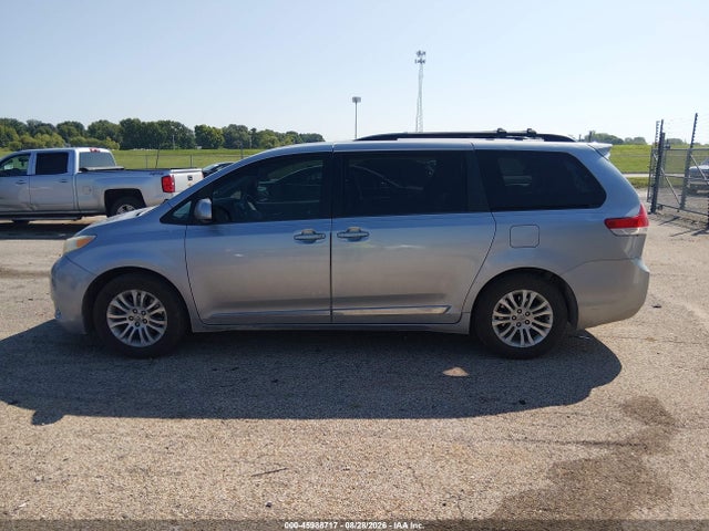 2012 Toyota Sienna Xle V6 8 Passenger მანქანა იყიდება აუქციონზე, vin: 5TDYK3DC2CS225024, აუქციონის ნომერი: 45988717