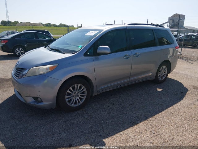2012 Toyota Sienna Xle V6 8 Passenger მანქანა იყიდება აუქციონზე, vin: 5TDYK3DC2CS225024, აუქციონის ნომერი: 45988717