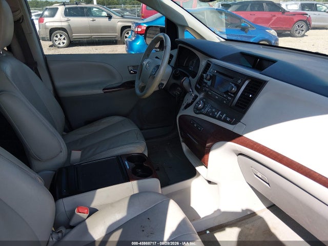 2012 Toyota Sienna Xle V6 8 Passenger მანქანა იყიდება აუქციონზე, vin: 5TDYK3DC2CS225024, აუქციონის ნომერი: 45988717