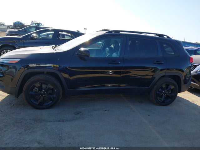 1C4PJLDB4HW561481 Jeep Cherokee High Altitude Fwd