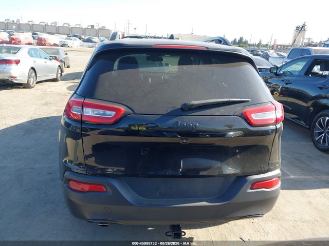1C4PJLDB4HW561481 Jeep Cherokee High Altitude Fwd