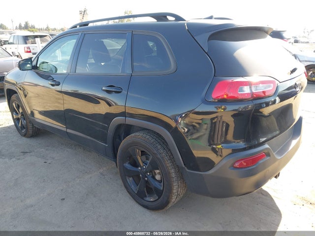 1C4PJLDB4HW561481 Jeep Cherokee High Altitude Fwd