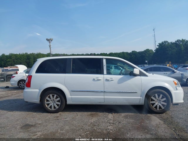 Продажа на аукционе авто 2015 Chrysler Town & Country Touring, vin: 2C4RC1BG9FR561553, номер лота: 45988742