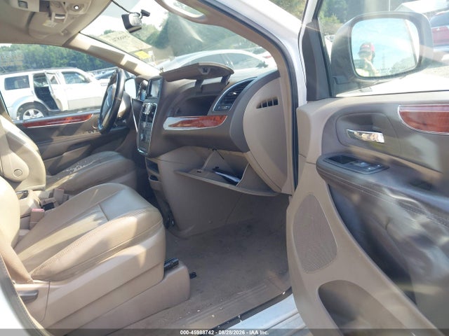 Продажа на аукционе авто 2015 Chrysler Town & Country Touring, vin: 2C4RC1BG9FR561553, номер лота: 45988742