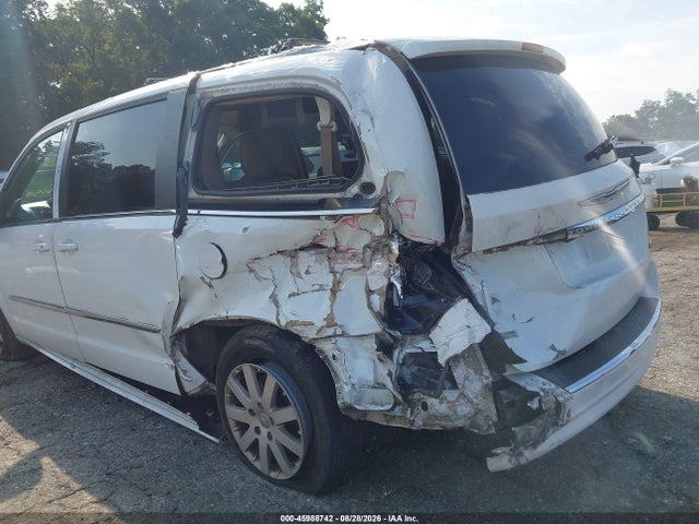 Продажа на аукционе авто 2015 Chrysler Town & Country Touring, vin: 2C4RC1BG9FR561553, номер лота: 45988742