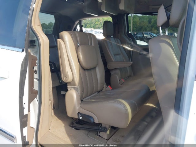 Продажа на аукционе авто 2015 Chrysler Town & Country Touring, vin: 2C4RC1BG9FR561553, номер лота: 45988742
