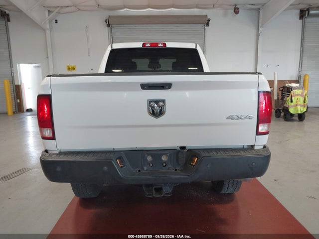 45988789 :رقم المزاد ، 3C63R3CL2JG165076 vin ، 2018 Ram 3500 Tradesman  4x4 6'4 Box مزاد بيع