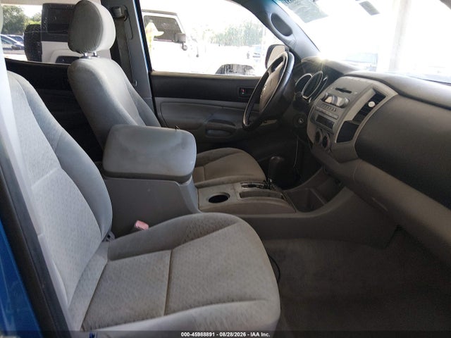 2005 Toyota Tacoma Prerunner V6 მანქანა იყიდება აუქციონზე, vin: 3TMKU72N25M001167, აუქციონის ნომერი: 45988891