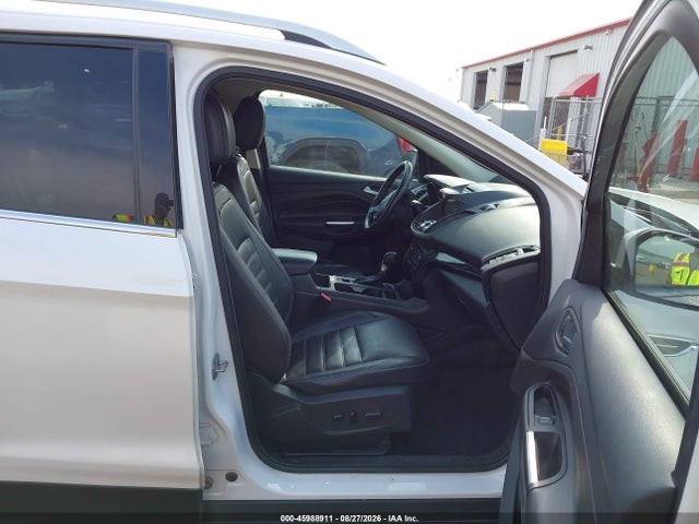 Ford Escape Titanium 2017 1FMCU9J95HUC02772 Image 5