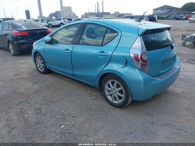 Продажа на аукционе авто 2012 Toyota Prius C Three, vin: JTDKDTB3XC1007915, номер лота: 45988934