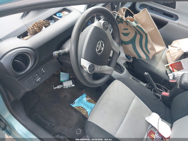 Продажа на аукционе авто 2012 Toyota Prius C Three, vin: JTDKDTB3XC1007915, номер лота: 45988934