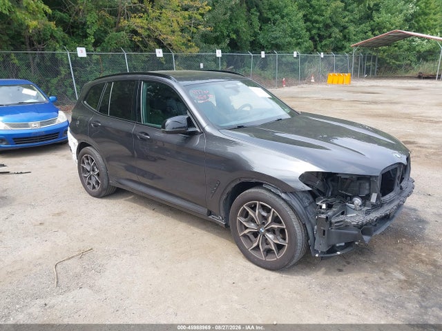 45988969 :رقم المزاد ، 5UX83DP04N9M78298 vin ، 2022 Bmw X3 M40i مزاد بيع