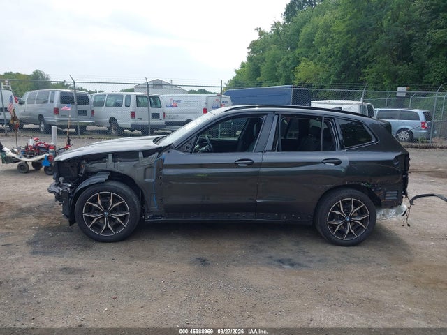 45988969 :رقم المزاد ، 5UX83DP04N9M78298 vin ، 2022 Bmw X3 M40i مزاد بيع