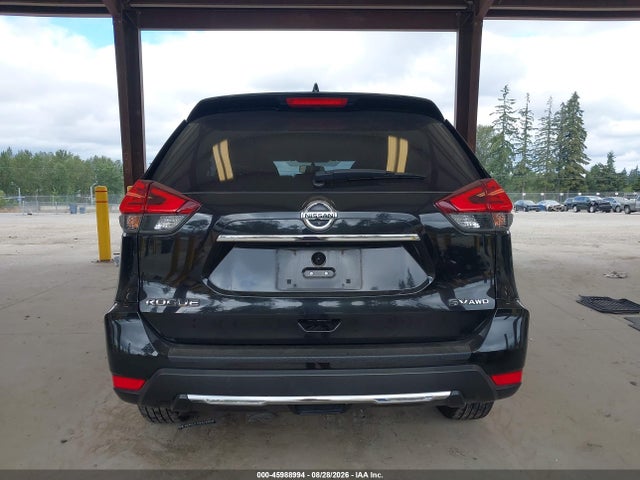 JN8AT2MV0HW011493 Nissan ROGUE SV