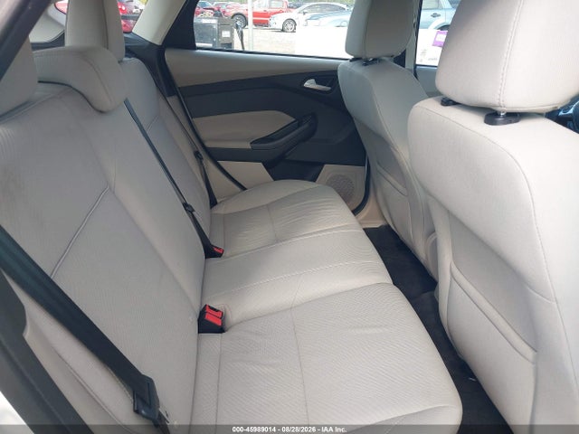 45989014 :رقم المزاد ، 1FADP3R45EL223408 vin ، 2014 Ford Focus Electric مزاد بيع