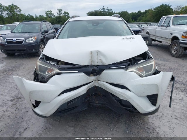 Продажа на аукционе авто 2018 Toyota Rav4 Le, vin: JTMZFREV4JJ188872, номер лота: 45989115