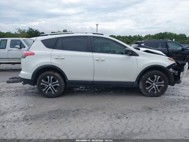 Продажа на аукционе авто 2018 Toyota Rav4 Le, vin: JTMZFREV4JJ188872, номер лота: 45989115