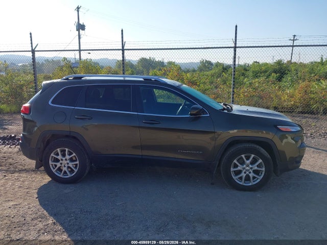 Продаж на аукціоні авто 2015 Jeep Cherokee Latitude, vin: 1C4PJMCS8FW692711, номер лоту: 45989129