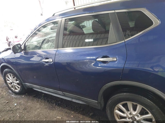 2017 Nissan Rogue Sv მანქანა იყიდება აუქციონზე, vin: 5N1AT2MV5HC867283, აუქციონის ნომერი: 45989143