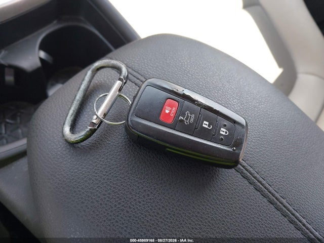 Продажа на аукционе авто 2019 Toyota Rav4 Xle Premium, vin: JTMC1RFV3KD033927, номер лота: 45989168