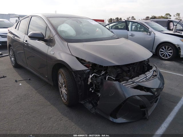 Продажа на аукционе авто 2021 Toyota Prius Prime Xle, vin: JTDKAMFP0M3169540, номер лота: 45989173