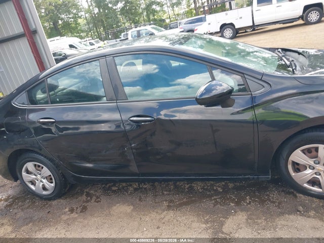 Aukcja sprzedaży 2017 Chevrolet Cruze Ls Auto, vin: 1G1BC5SM3H7243830, numer aukcji: 45989226
