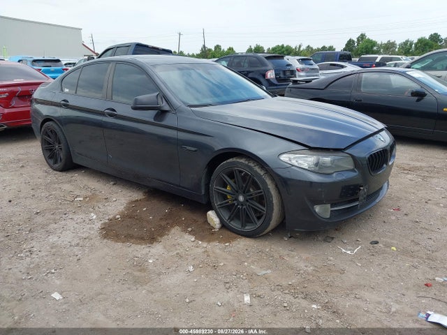 2011 Bmw 528i მანქანა იყიდება აუქციონზე, vin: WBAFR1C58BC744344, აუქციონის ნომერი: 45989230