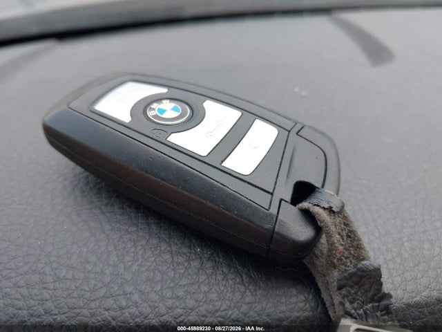 2011 Bmw 528i მანქანა იყიდება აუქციონზე, vin: WBAFR1C58BC744344, აუქციონის ნომერი: 45989230