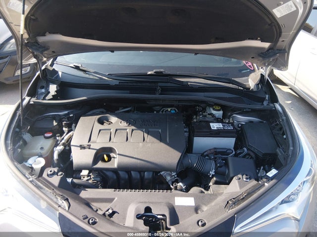 Toyota C-HR XLE 2018 NMTKHMBX6JR005994 Image 10