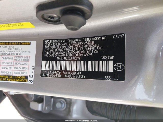 Toyota C-HR XLE 2018 NMTKHMBX6JR005994 Image 9