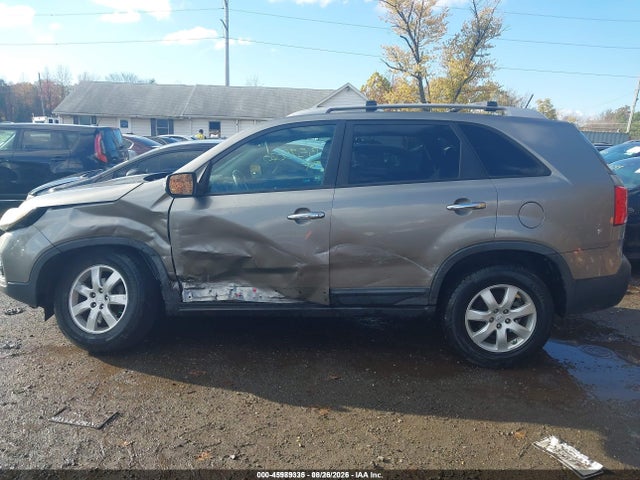 Aukcja sprzedaży 2011 Kia Sorento Lx, vin: 5XYKTCA19BG173635, numer aukcji: 45989335