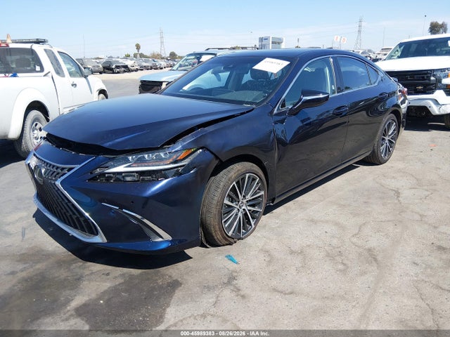 Lexus ES 300H 2024 58ADA1C1XRU048706 Image 2