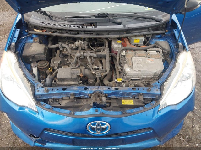 Toyota Prius C One 2014 JTDKDTB31E1563985 Image 10