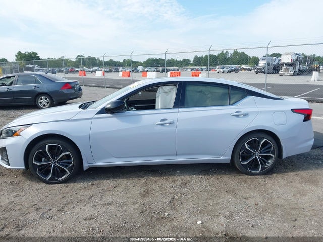 Продажа на аукционе авто 2024 Nissan Altima Sr Fwd, vin: 1N4BL4CV2RN399661, номер лота: 45989435