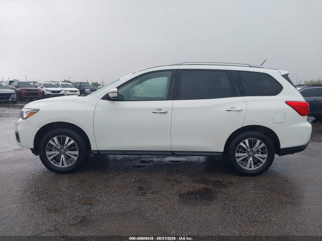 5N1DR2MN1JC668572 Nissan Pathfinder Sv