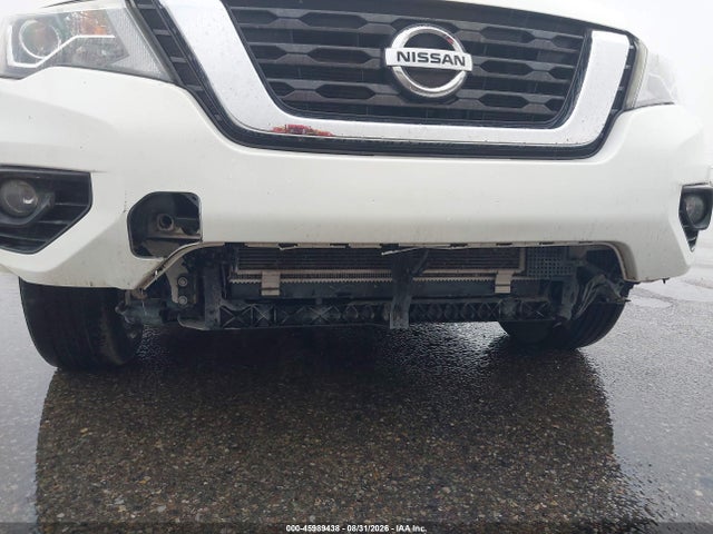 5N1DR2MN1JC668572 Nissan Pathfinder Sv