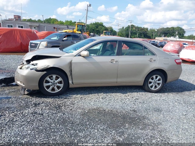 45989450 :رقم المزاد ، 4T1BE46K49U841539 vin ، 2009 Toyota Camry مزاد بيع