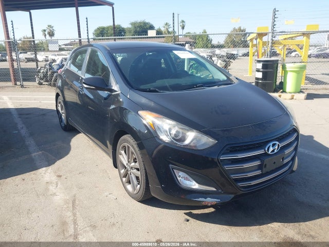 Hyundai ELANTRA GT 2016 KMHD35LH9GU299901 головне зображення