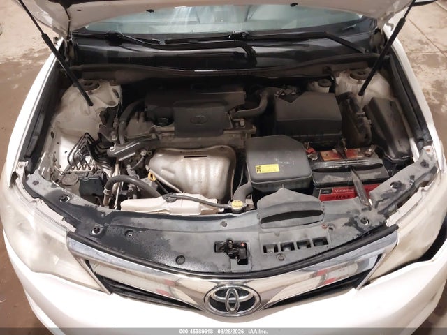 45989618 :رقم المزاد ، 4T1BF1FKXCU525677 vin ، 2012 Toyota Camry Le مزاد بيع