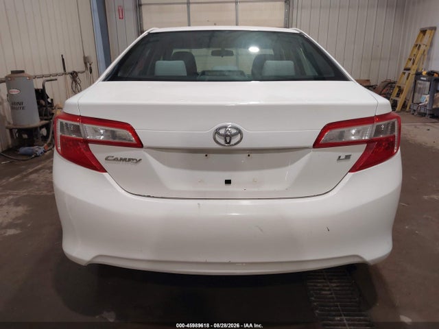 45989618 :رقم المزاد ، 4T1BF1FKXCU525677 vin ، 2012 Toyota Camry Le مزاد بيع
