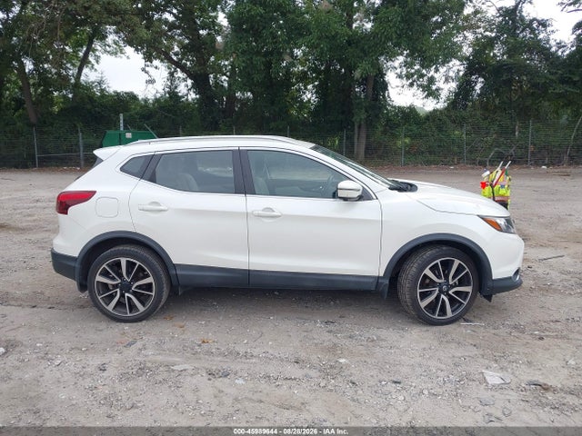 JN1BJ1CP9JW163820 Nissan Rogue Sport Sl
