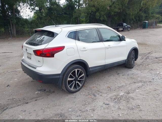 JN1BJ1CP9JW163820 Nissan Rogue Sport Sl