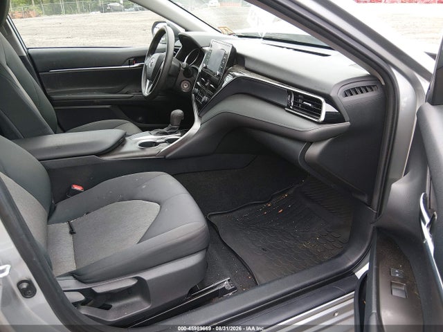 2021 Toyota Camry Le მანქანა იყიდება აუქციონზე, vin: 4T1C11AK4MU554927, აუქციონის ნომერი: 45989669