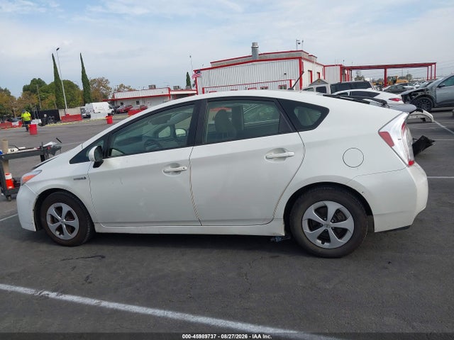 Aukcja sprzedaży 2015 Toyota Prius Two, vin: JTDKN3DU2F1929621, numer aukcji: 45989737