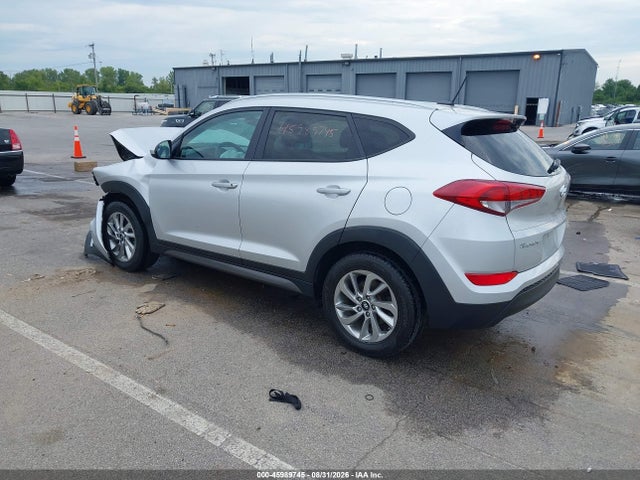 Aukcja sprzedaży 2016 Hyundai Tucson Se, vin: KM8J33A47GU204971, numer aukcji: 45989745