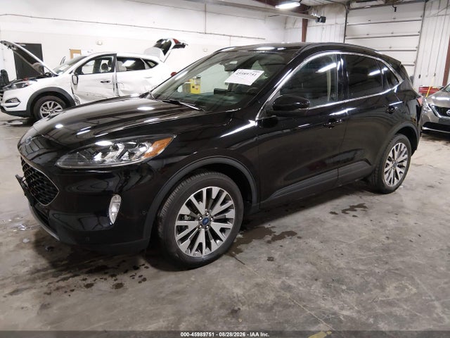 45989751 :رقم المزاد ، 1FMCU9DZ0LUB98005 vin ، 2020 Ford Escape Titanium Hybrid مزاد بيع