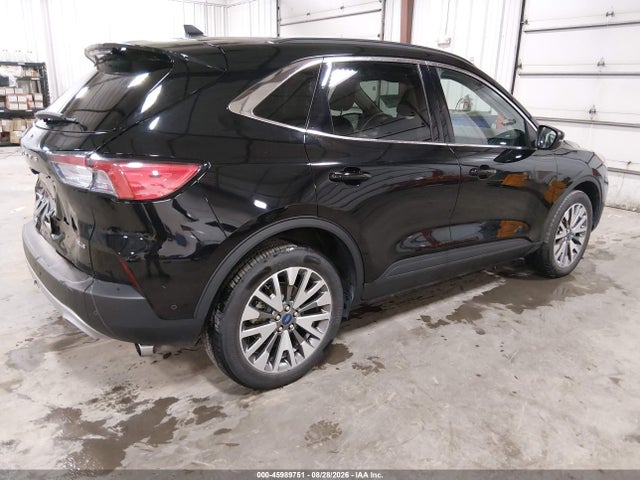 45989751 :رقم المزاد ، 1FMCU9DZ0LUB98005 vin ، 2020 Ford Escape Titanium Hybrid مزاد بيع