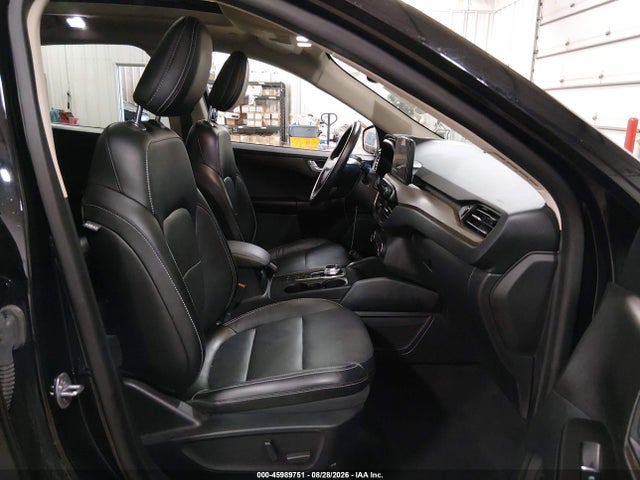 45989751 :رقم المزاد ، 1FMCU9DZ0LUB98005 vin ، 2020 Ford Escape Titanium Hybrid مزاد بيع