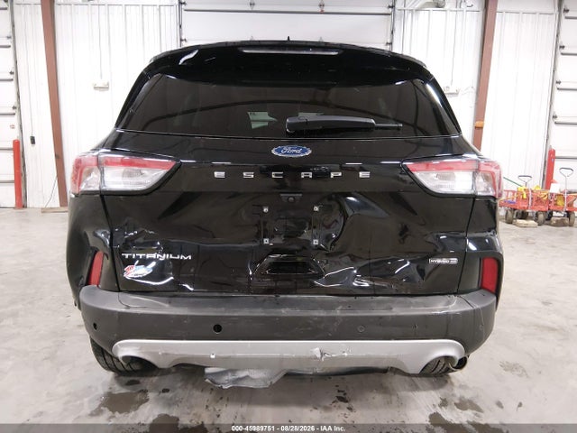 45989751 :رقم المزاد ، 1FMCU9DZ0LUB98005 vin ، 2020 Ford Escape Titanium Hybrid مزاد بيع