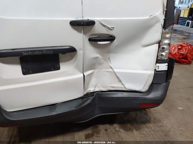 45989758 :رقم المزاد ، W1YV0CEYXN4176006 vin ، 2022 Mercedes-benz Metris مزاد بيع